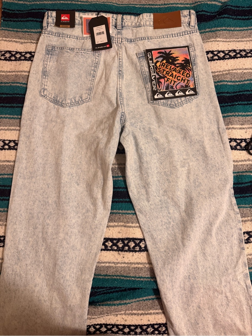 Quiksilver Men’s Relaxed Straight Fit Light Wash Jeans - Light Blue